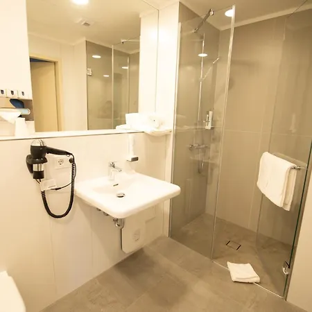 Hotel Th Messe New 2021 3*