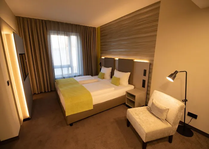 Th Messe Отель 3*